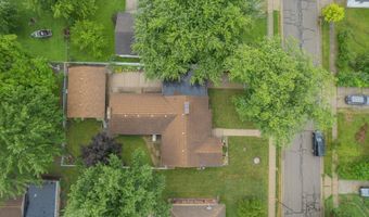 822 Croswell, Adrian, MI 49221