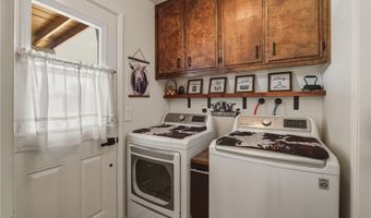 16230 Saint Timothy Rd, Apple Valley, CA 92307