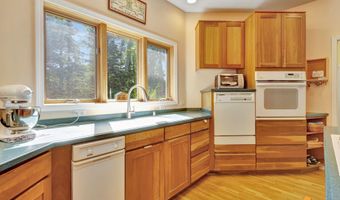 6550 E 112th Ave, Anchorage, AK 99516