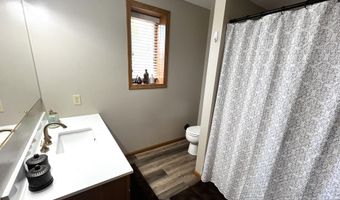 1234 Pinewood Ln, Aberdeen, SD 57401