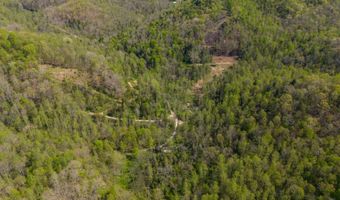 22 Still Hand Ln, Beattyville, KY 41311