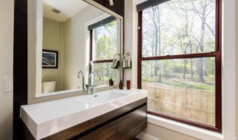 10405 BOSWELL Ln, Potomac, MD 20854