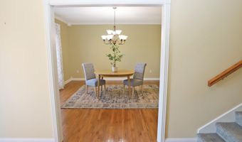93 North Dr, Almo, KY 42020