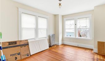 303 Narragansett St, Cranston, RI 02905