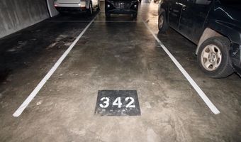 1860 Ala Moana Blvd 910, Honolulu, HI 96815