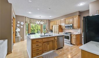 13845 Essex Trl, Apple Valley, MN 55124