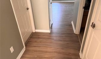 6818 CAMBRIDGE PARK Dr, Apollo Beach, FL 33572