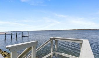 233 Terrace Ave, East Providence, RI 02915