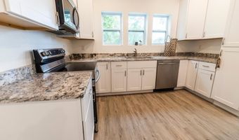 195 14th St, Apalachicola, FL 32320