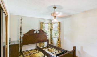 401 N College St, Agency, IA 52530