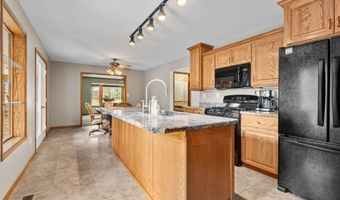 519 SE 13th, Dyersville, IA 52040
