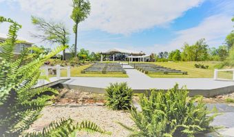 2180 Section Line Rd, Albertville, AL 35950