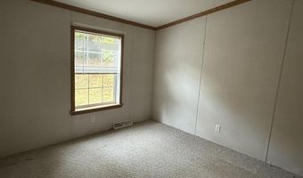 24 Magnolia Ln, Belmont, NH 03220