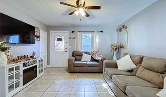 6040 FRANCIS Dr, Apollo Beach, FL 33572