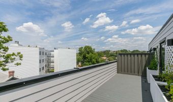 2601 30TH St NE 11, Washington, DC 20018