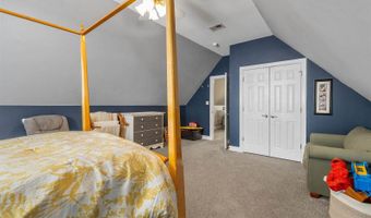 379 Shallowford Dr, Boiling Springs, SC 29316