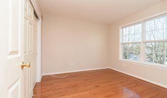 521 DOGWOOD Dr, Ambler, PA 19002