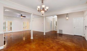 182 Audubon Pl, Macon, GA 31210