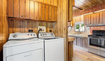 1275 Redfields Rd, Appomattox, VA 24522