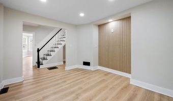 50 14th St, Bangor, ME 04401