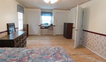 1702 Valley View Dr, Bedford, IN 47421