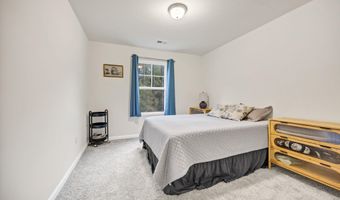 169 Carriagebrook Cir, Camden, SC 29020