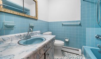 13 SCHUYLER Pl W, Bayonne, NJ 07002