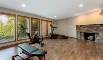 24125 BUTTEVILLE Rd NE, Aurora, OR 97002