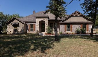 1013 Churchill Ln, Millsap, TX 76066