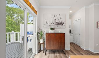 12428 SEA OAKS Ln 4, Berlin, MD 21811