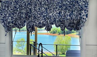 481 Masters Ln, Bean Station, TN 37708