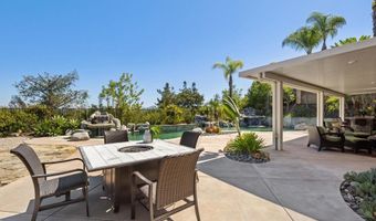 2216 Blossom Hill Ln, Escondido, CA 92029