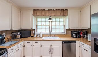 3203 WEXFORD Dr, Albany, GA 31721