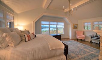 68 Ridge Rd, Ashland, NH 03217