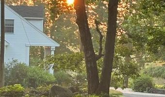 21 Walden Parke Way, Bangor, ME 04401