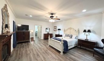 11759 Blackwater Rd, Baker, LA 70714