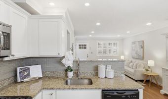 519 S FAYETTE St S, Alexandria, VA 22314