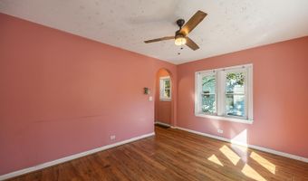 6815 Gracely Dr, Cincinnati, OH 45233