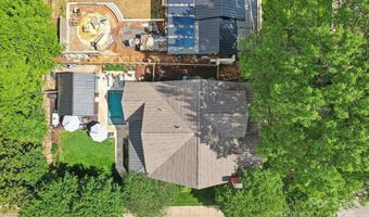 1701 Dearmon Dr, Charlotte, NC 28205