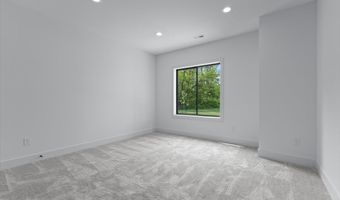1112 2nd St NE, Altoona, IA 50009