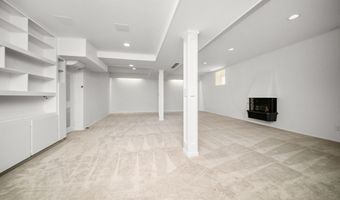 2125 Needham Rd, Ann Arbor, MI 48104