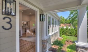 3 Tyler Point Rd, Barrington, RI 02806