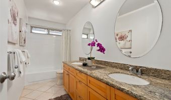 98-124 Keanae St, Aiea, HI 96701