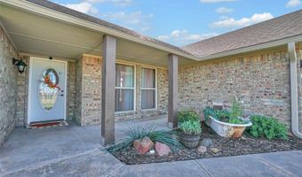 1812 Lynx Ln, Altus, OK 73521