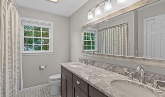 6 Jasons Grant Dr, Cumberland, RI 02864