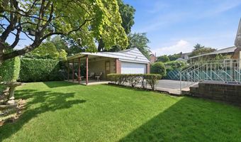 144 Hughes Pl, Albertson, NY 11507