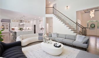 265 Oakhurst Leaf Dr, Alpharetta, GA 30004
