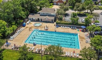403 Arbor Glen Dr, Ballwin, MO 63021