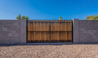 656 E MESQUITE Ave, Apache Junction, AZ 85119