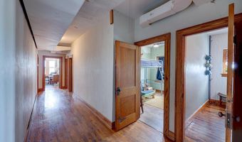 107 E 7th Ave, Arkansas City, KS 67005